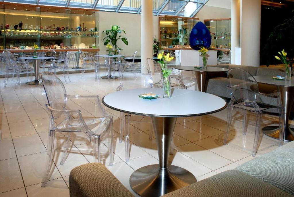 Ar Golden House Hotel Kosice Bagian luar foto